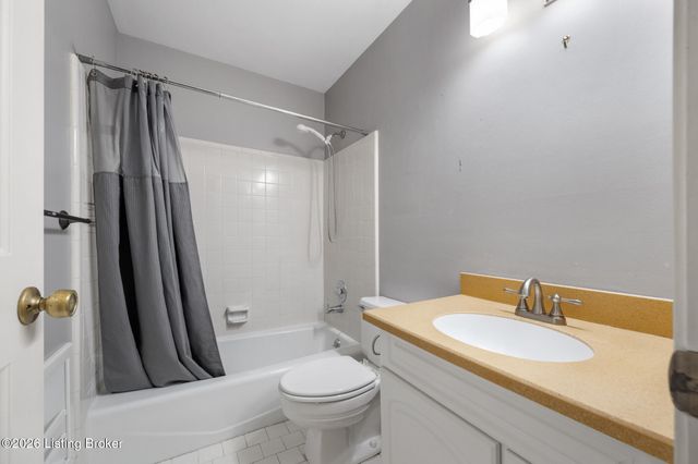 188 Saint Matthews Ave APT 3, Louisville, KY 40207