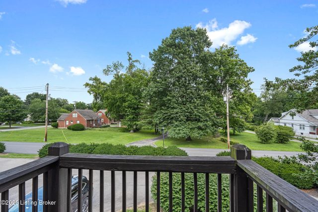 188 Saint Matthews Ave APT 3, Louisville, KY 40207