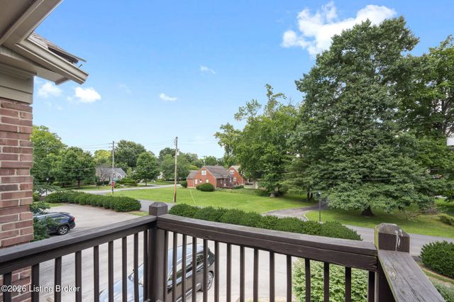 188 Saint Matthews Ave APT 3, Louisville, KY 40207