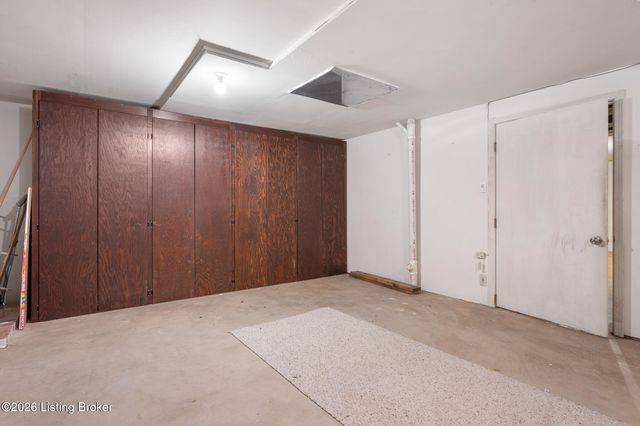 188 Saint Matthews Ave APT 3, Louisville, KY 40207
