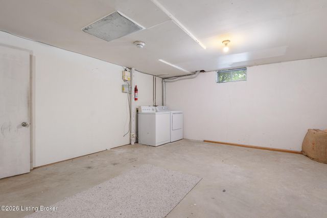188 Saint Matthews Ave APT 3, Louisville, KY 40207