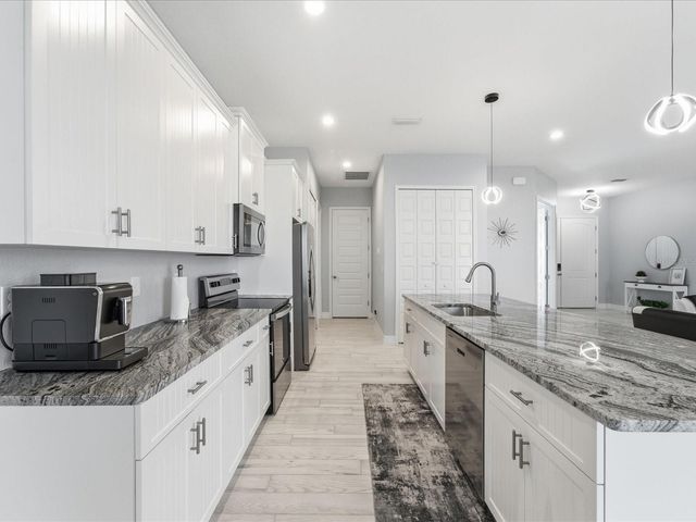 17 PINE VALLEY LANE, Rotonda West, FL 33947