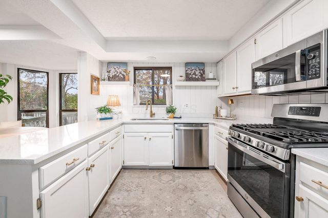 7373 Palmleaf Lane, Columbus, OH 43235