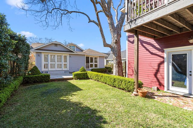 1524 Columbia Street A, Houston, TX 77008