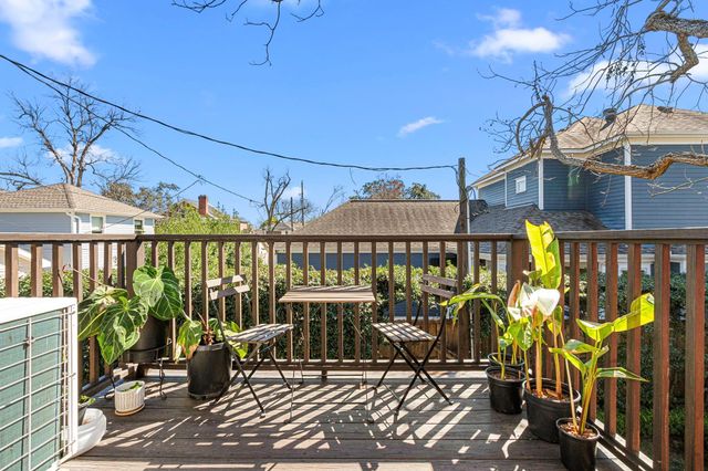1524 Columbia Street A, Houston, TX 77008