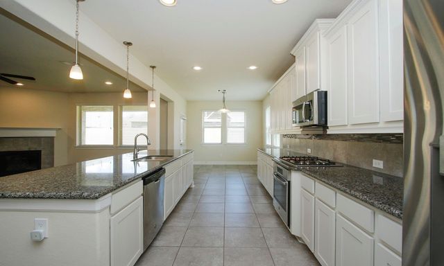 414 Wood Forest Drive, League City, TX 77573