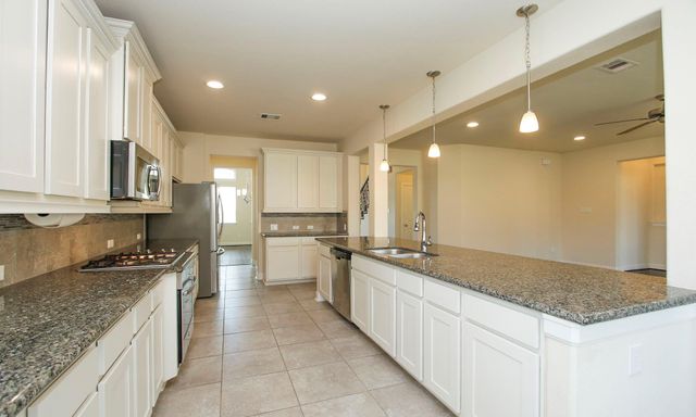 414 Wood Forest Drive, League City, TX 77573
