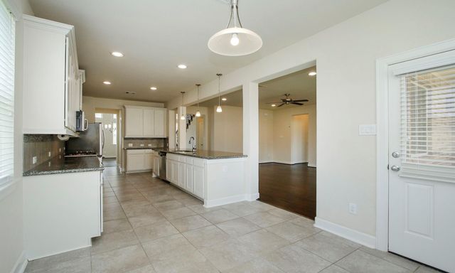 414 Wood Forest Drive, League City, TX 77573