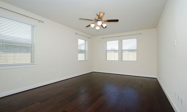 414 Wood Forest Drive, League City, TX 77573