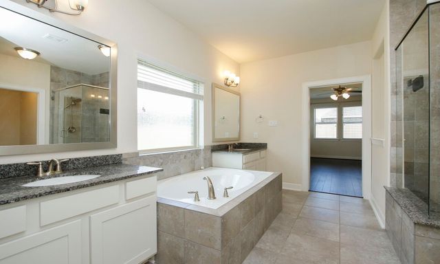 414 Wood Forest Drive, League City, TX 77573