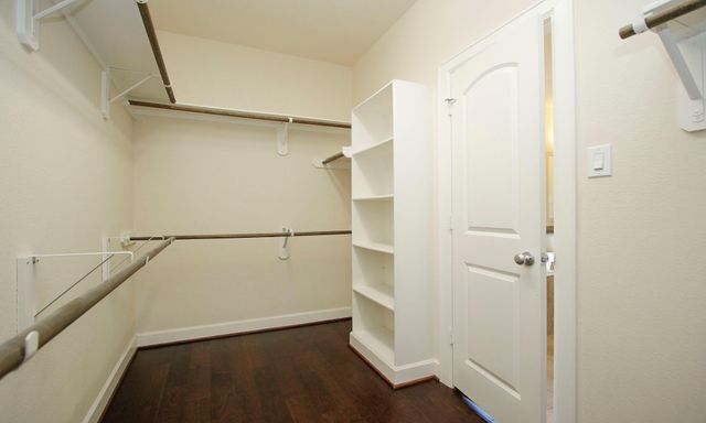 414 Wood Forest Drive, League City, TX 77573