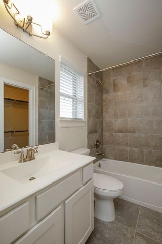 414 Wood Forest Drive, League City, TX 77573