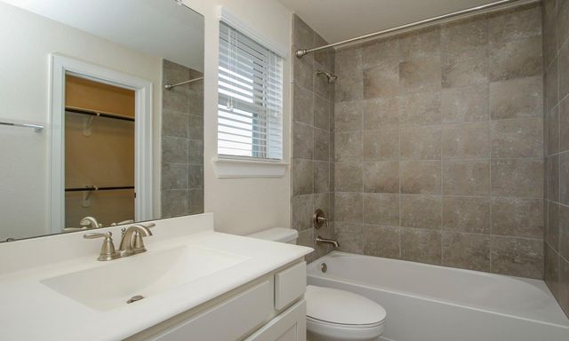 414 Wood Forest Drive, League City, TX 77573