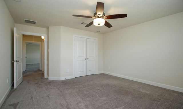 414 Wood Forest Drive, League City, TX 77573