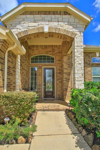 414 Wood Forest Drive, League City, TX 77573