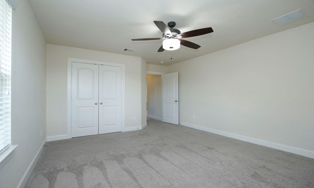 414 Wood Forest Drive, League City, TX 77573