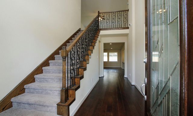 414 Wood Forest Drive, League City, TX 77573