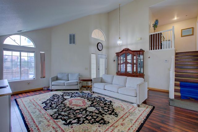 814 Casa Ct, Los Banos, CA 93635