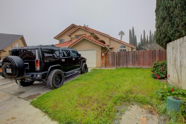 814 Casa Ct, Los Banos, CA 93635