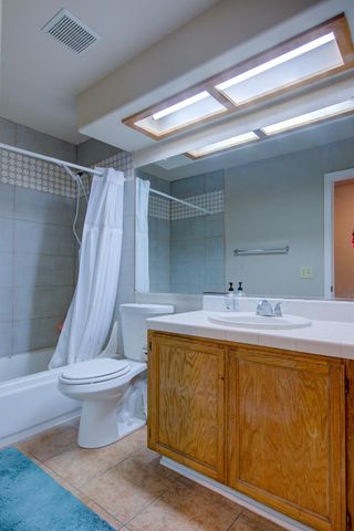 814 Casa Ct, Los Banos, CA 93635