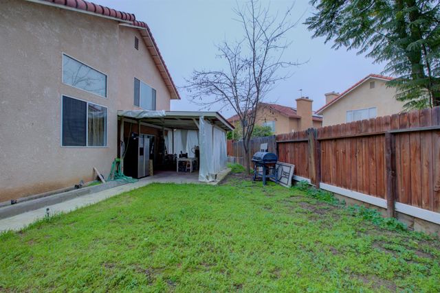 814 Casa Ct, Los Banos, CA 93635