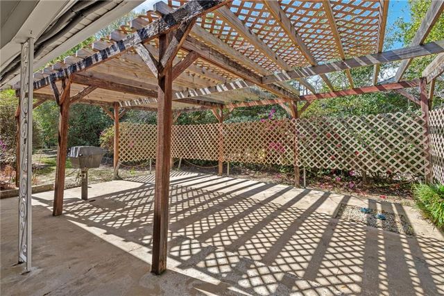 1967 Highland Forest Drive, Mobile, AL 36618