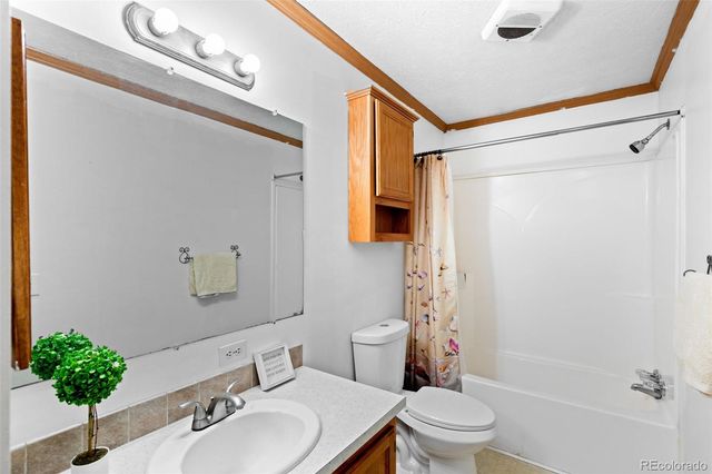 5690 W Bryant Street, Denver, CO 80221