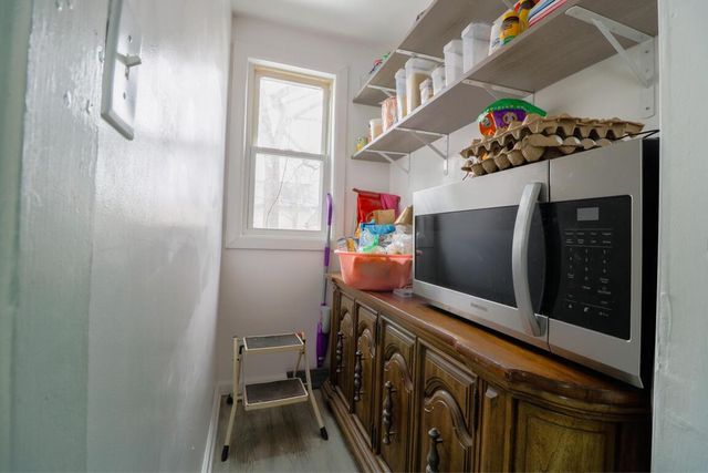 2667 N 36th STREET, Milwaukee, WI 53210