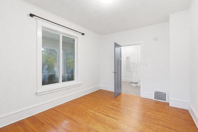 1815 Hillside Avenue N, Minneapolis, MN 55411