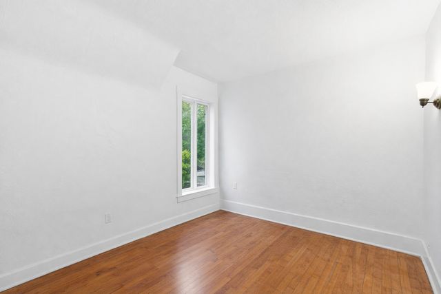 1815 Hillside Avenue N, Minneapolis, MN 55411