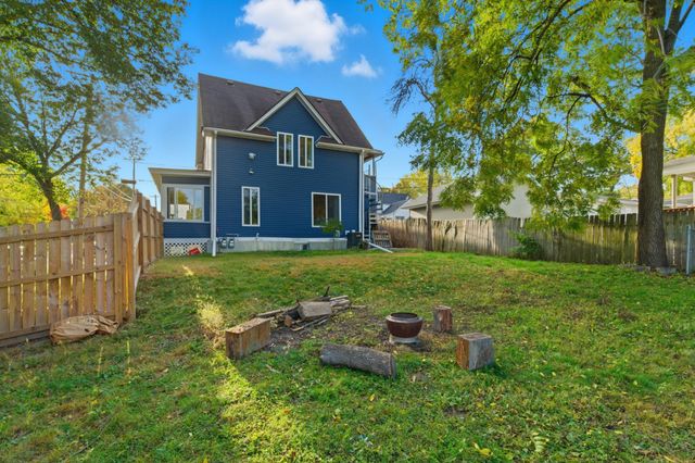 1815 Hillside Avenue N, Minneapolis, MN 55411