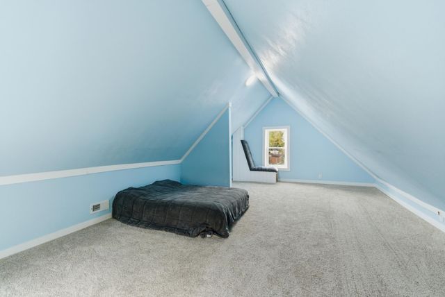 1815 Hillside Avenue N, Minneapolis, MN 55411