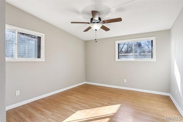 325 Holiday Hill Drive, Florissant, MO 63033