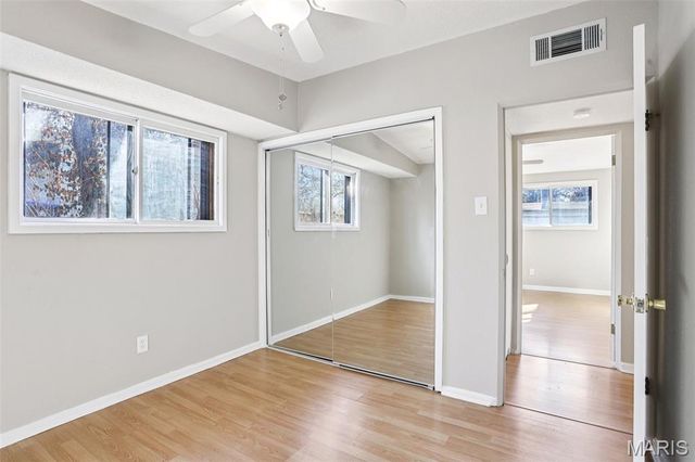 325 Holiday Hill Drive, Florissant, MO 63033