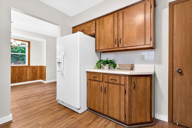 121 ALEXANDER DRIVE, Neenah, WI 54956