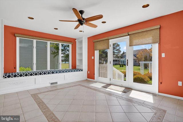 6 HERON ISLE CT, Ocean Pines, MD 21811