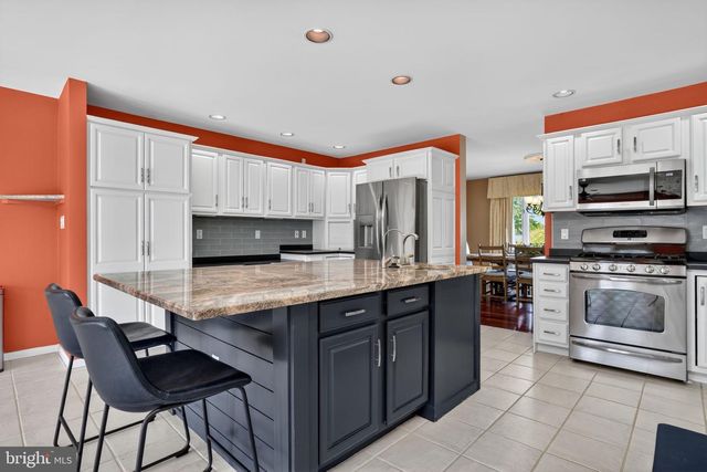 6 HERON ISLE CT, Ocean Pines, MD 21811