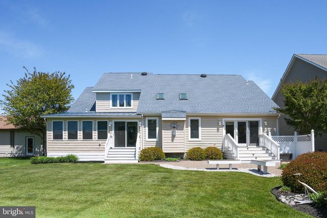 6 HERON ISLE CT, Ocean Pines, MD 21811
