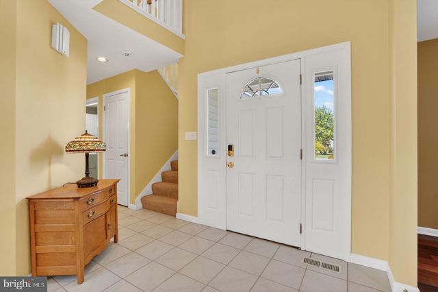 6 HERON ISLE CT, Ocean Pines, MD 21811