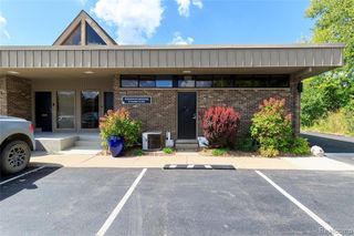 8528 N Canton Center Road, Canton, MI 48187