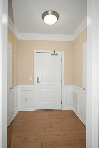 11 Peters Farm Way 409, Westborough, MA 01581