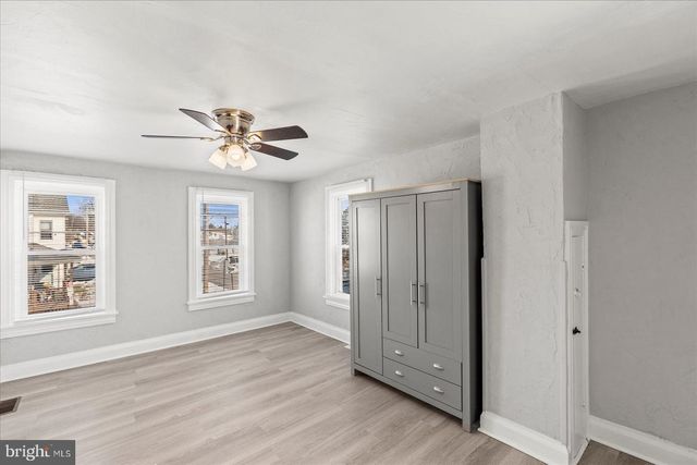 15 WESTMINSTER AVE, Hanover, PA 17331