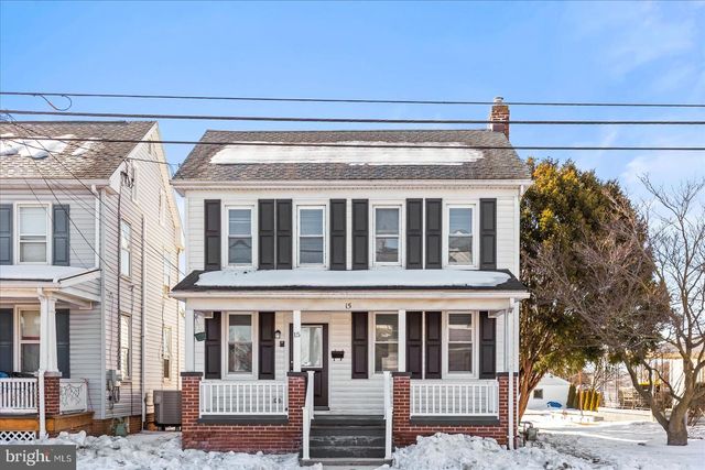 15 WESTMINSTER AVE, Hanover, PA 17331