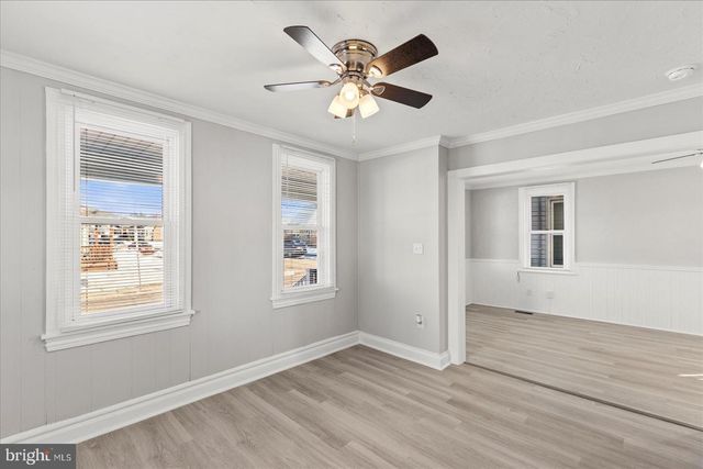 15 WESTMINSTER AVE, Hanover, PA 17331