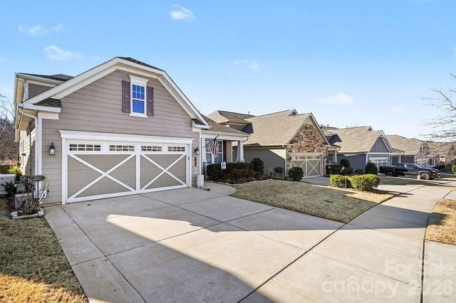 8407 Festival Way, Charlotte, NC 28215