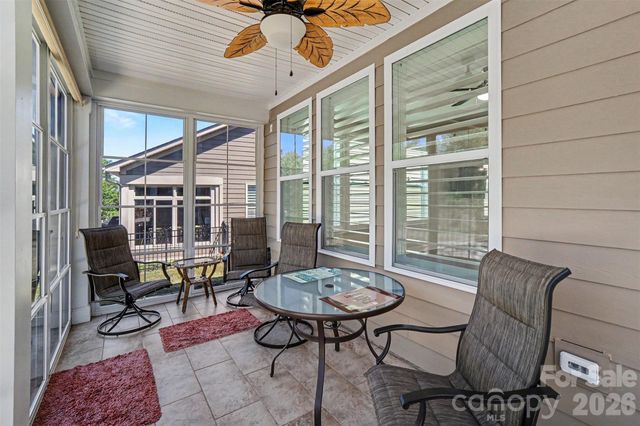 8407 Festival Way, Charlotte, NC 28215