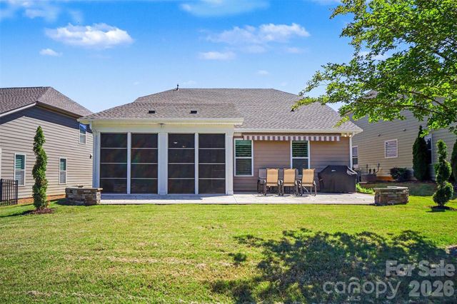 8407 Festival Way, Charlotte, NC 28215
