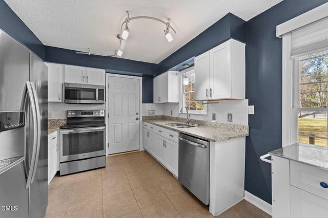 1030 Loop Road, Clayton, NC 27527