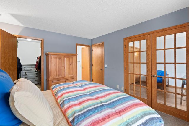 2644 Lake Court Drive 31, Mounds View, MN 55112