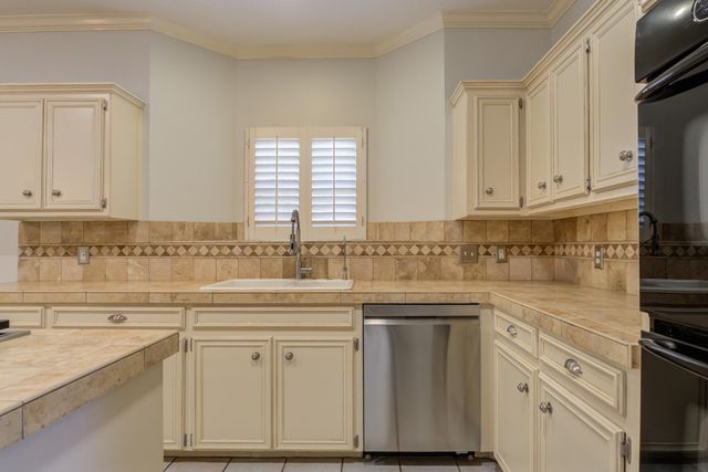 5914 86th Street, Lubbock, TX 79424